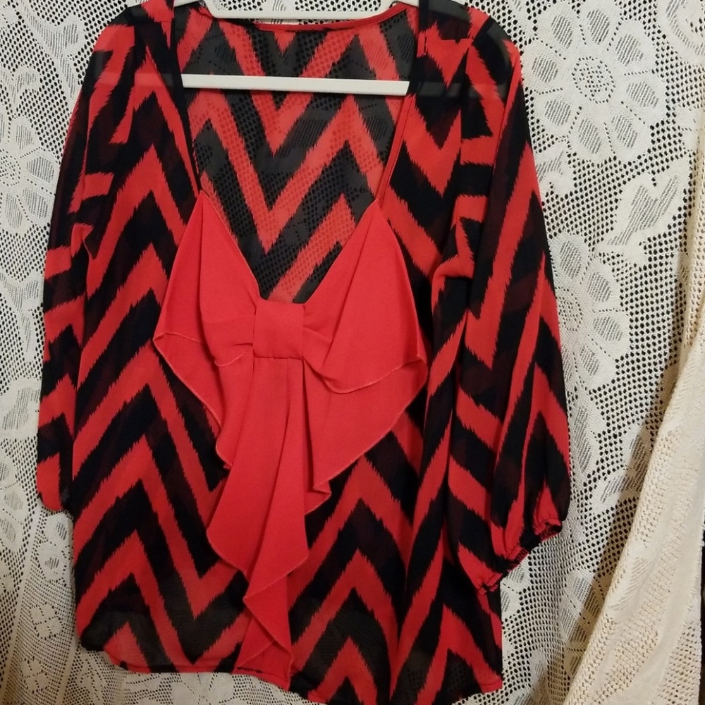 Sheer Top Back Bow Chevron Red Black 3/4 Sleeve M